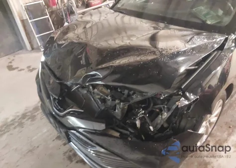 2018 Toyota Camry Le from USA, damaged, VIN 4T1B11HK0JU025407
